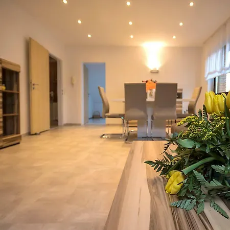 Lejlighed Ferienwohnung Bei Ingrid Elz