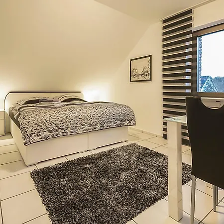 Ferienwohnung Bei Ingrid Lejlighed Elz